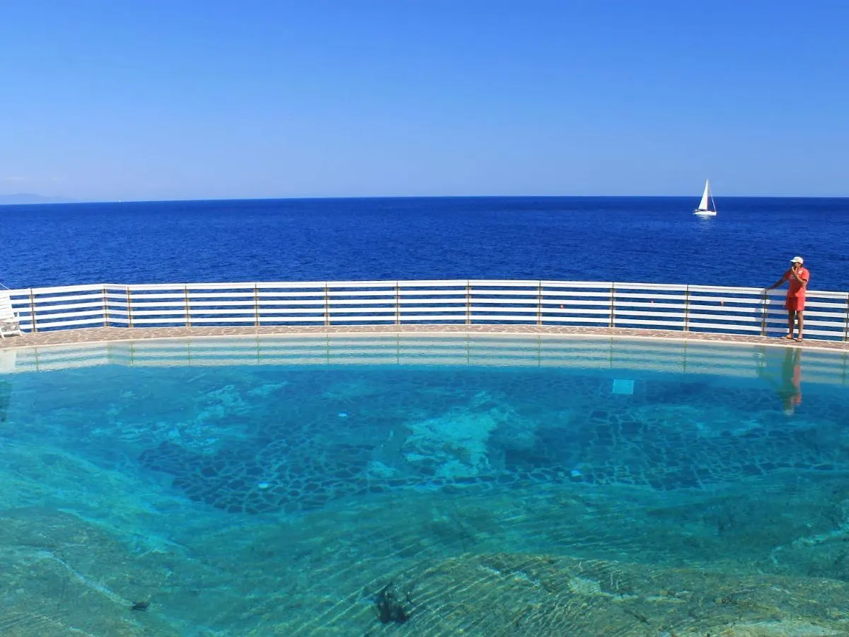 Locazione Turistica Capo D'Arco-1 Appartamento Porto Azzurro