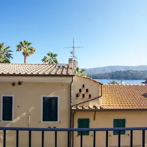 Nel Cuore Di Porto Azzurro